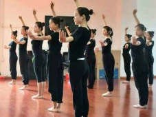 http://www.jszspx.com/school-568/document-id-4725.html