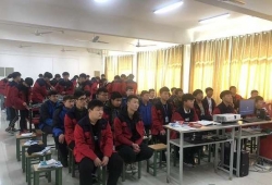 http://www.jszspx.com/school-1647/document-id-27327.html